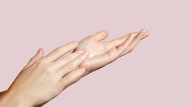 Уход за кожей лица и рук в салоне