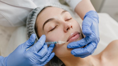 Контурная пластика губ